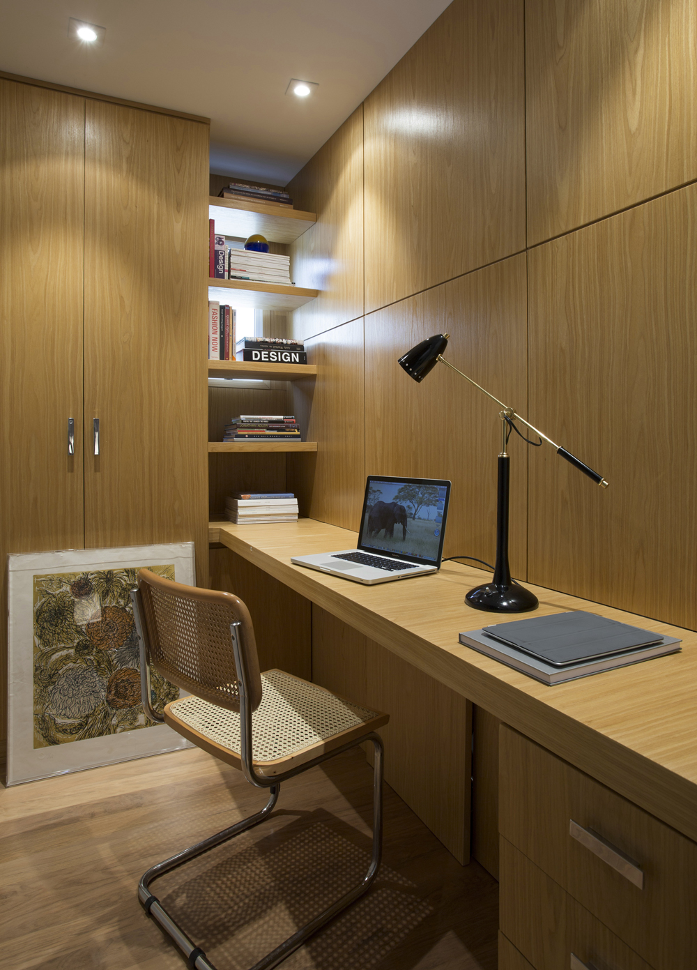Decoração de: Home office - mesa de trabalho; madeira