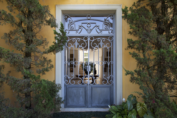 Decoração de: Detalhes; portão lavanda; Casa de Valentina