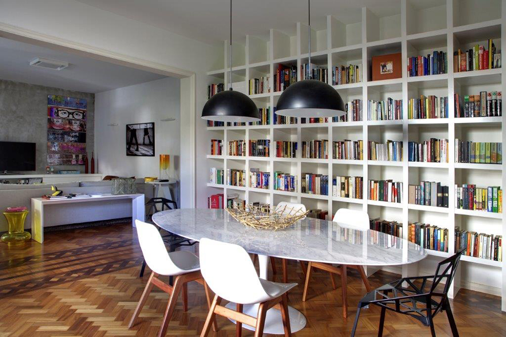 Decoração de: Sala de jantar; mesa Saarinen; Casa de Valentina